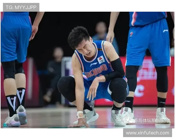 青岛男篮球员足球友谊赛分享体能储备秘诀 助力全能运动表现 青岛男篮球员足球友谊赛分享体能储备秘诀 助力全能运动表现