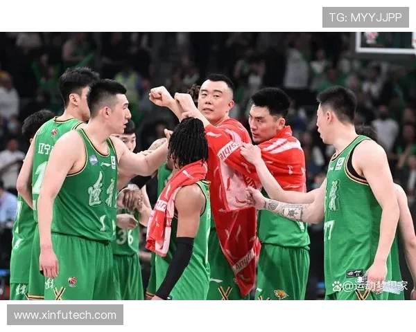 年轻男篮崛起续写辉煌传奇老球迷感慨黄金一代的光辉岁月